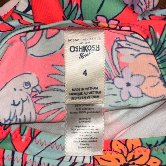 Kids bathing suits - Size 4T - Picture 4 of 8